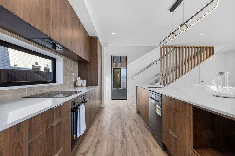 Photo of property in 49a Browns Road, St Albans, Christchurch, 8014