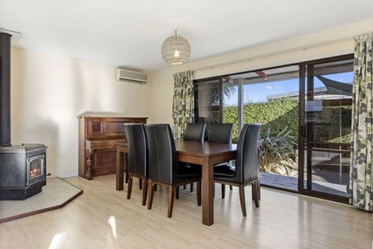 Photo of property in 31 River Road, Rangiora, 7400