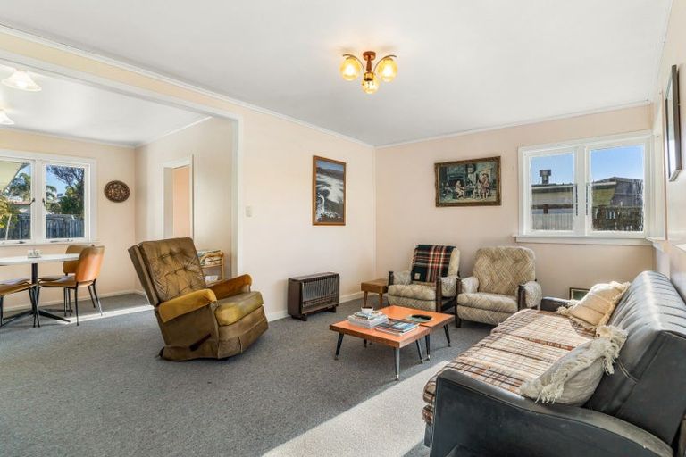 Photo of property in 109 Mary Road, Whangamata, 3620