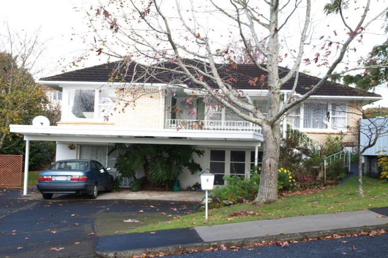 Photo of property in 1 Kayeleen Place, Cockle Bay, Auckland, 2014