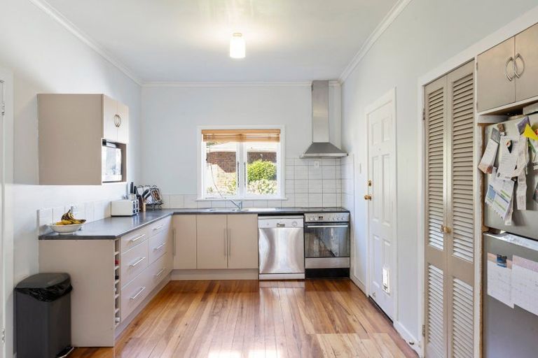 Photo of property in 12 Tui Avenue, Forest Lake, Hamilton, 3200