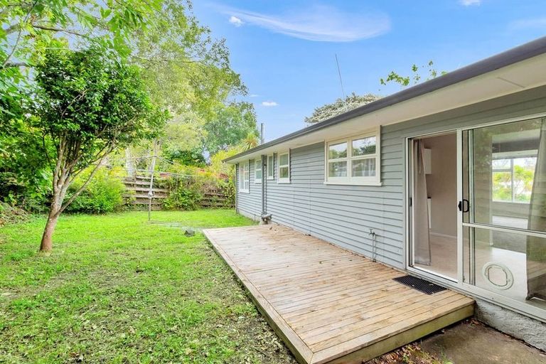 Photo of property in 13a Ribblesdale Road, Henderson, Auckland, 0612