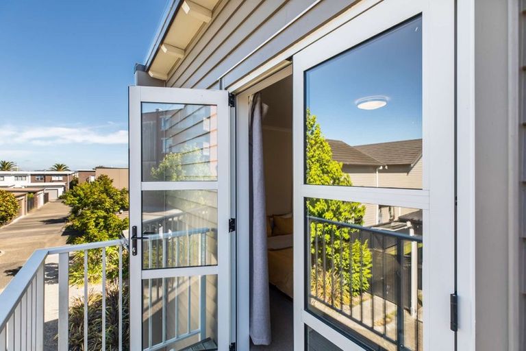 Photo of property in 13 De Havilland Road, Hobsonville, Auckland, 0616