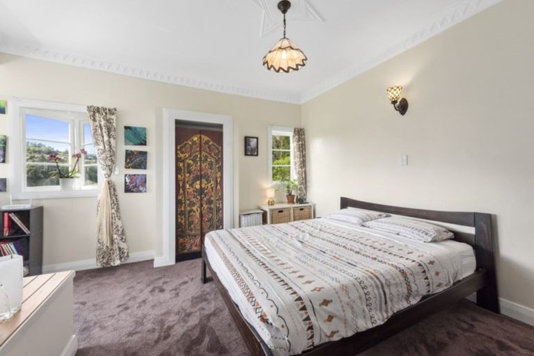 Photo of property in 49 Mcdougall Grove, Haywards, Lower Hutt, 5018