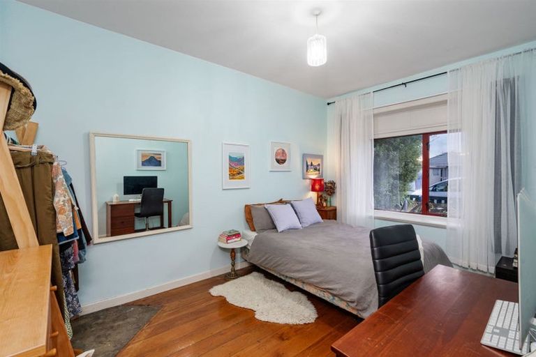 Photo of property in 104 Barbour Street, Waltham, Christchurch, 8011