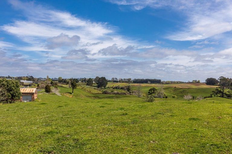 Photo of property in 231 Hart Road, Pukekohe, 2676