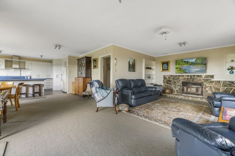 Photo of property in 52 Te Puke Highway, Kairua, Te Puke, 3187