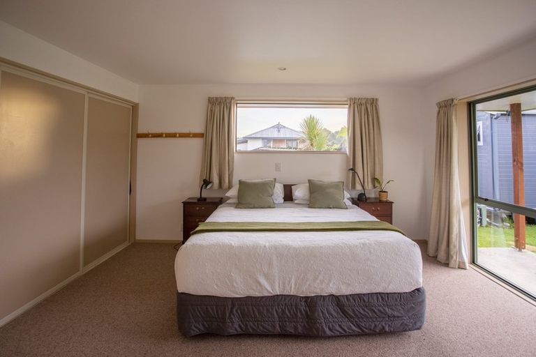 Photo of property in 17 Pekanga Drive, Fox Glacier, 7886