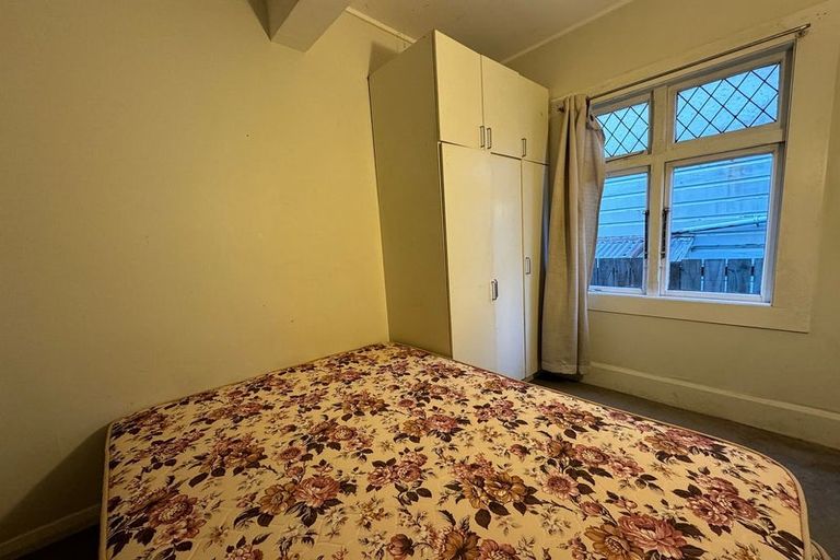 Photo of property in 98 Majoribanks Street, Mount Victoria, Wellington, 6011