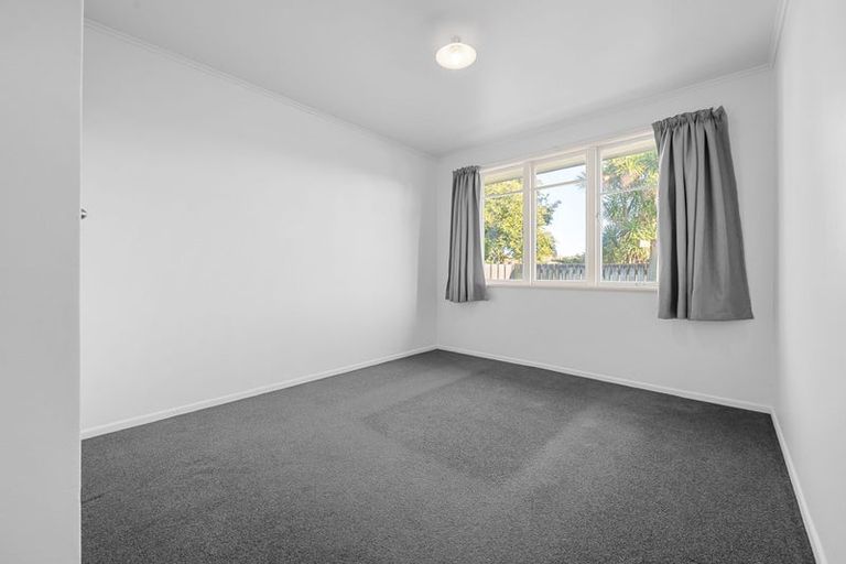 Photo of property in 5a Paul Crescent, Fairfield, Hamilton, 3214
