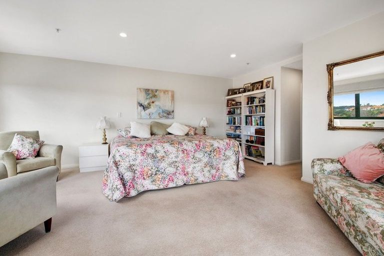 Photo of property in 35 Waterside Crescent, Gulf Harbour, Whangaparaoa, 0930