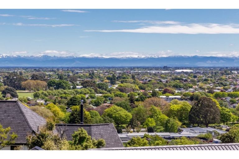 Photo of property in 19 Delhi Place, Cashmere, Christchurch, 8022