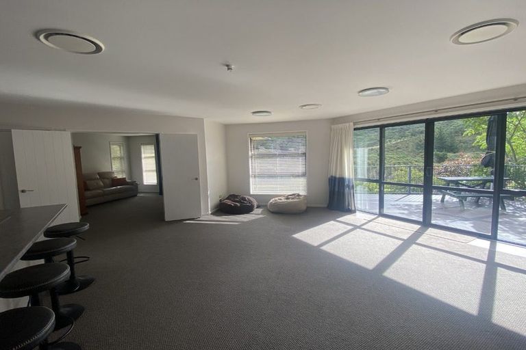 Photo of property in 27 Glentui Place, Waikawa, Picton, 7220
