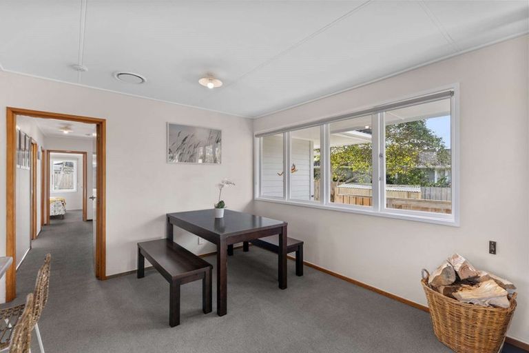 Photo of property in 8 Matai Street, Waiuku, 2123