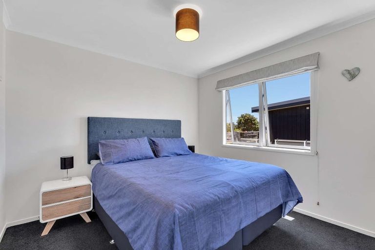 Photo of property in 112 Mahoe Place, Matarangi, Whitianga, 3592