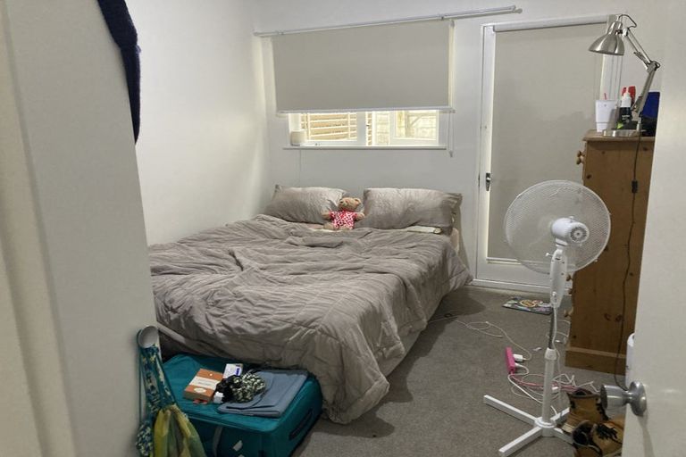 Photo of property in 4/124 Campbell Street, Karori, Wellington, 6012