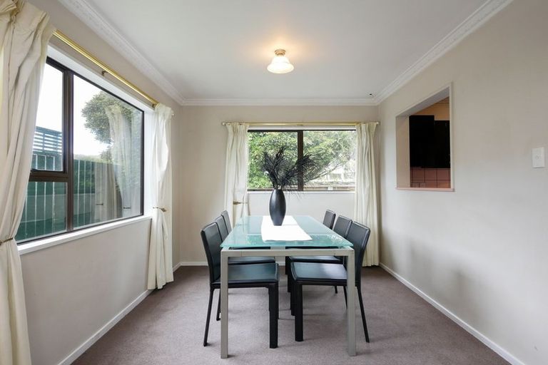Photo of property in 79 Kinmont Crescent, Kinmont Park, Mosgiel, 9024