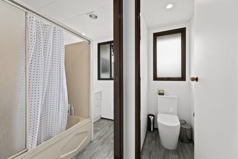 Photo of property in 17a Longstead Avenue, Papamoa Beach, Papamoa, 3118