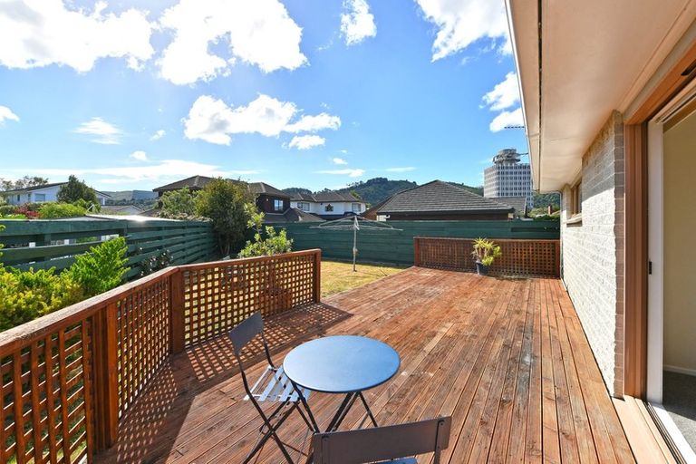 Photo of property in 18 De Menech Grove, Avalon, Lower Hutt, 5011