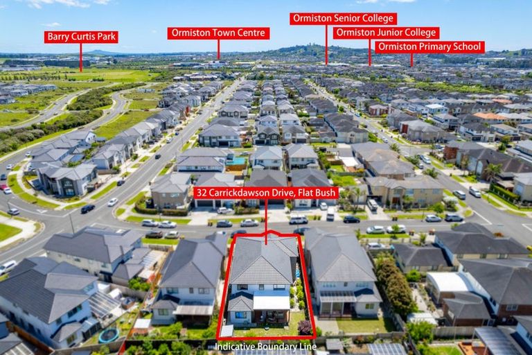 Photo of property in 32 Carrickdawson Drive, Flat Bush, Auckland, 2019