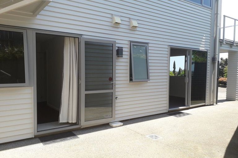 Photo of property in 48 Amberley Crescent, Bethlehem, Tauranga, 3110