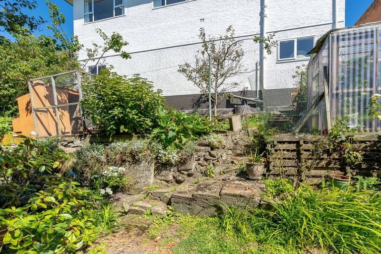 Photo of property in 63 Easther Crescent, Kew, Dunedin, 9012