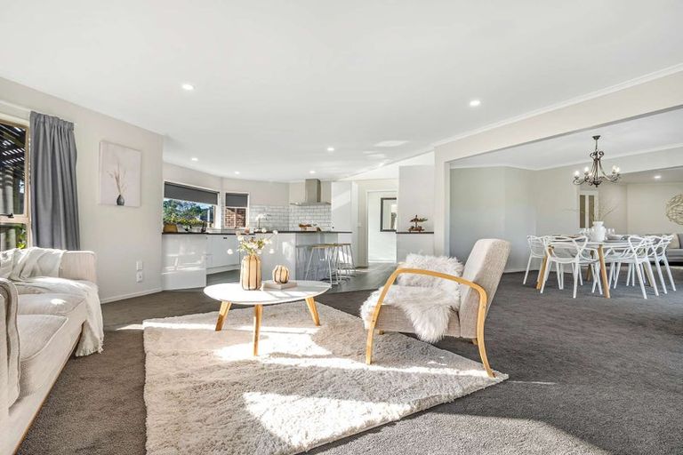 Photo of property in 4 Longwood Place, Harrowfield, Hamilton, 3210