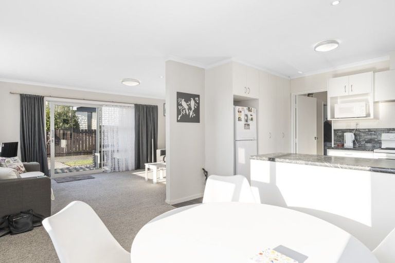 Photo of property in 8a Rowan Place, Mosgiel, 9024