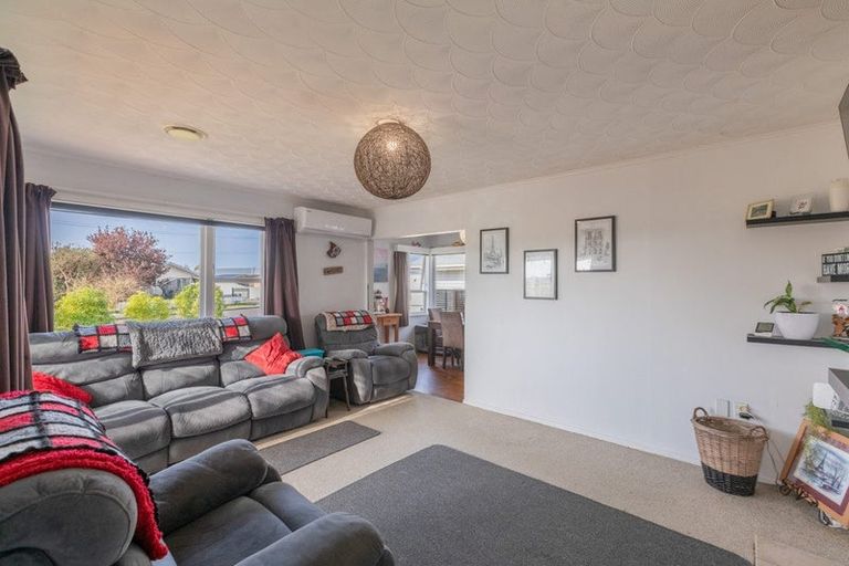 Photo of property in 15 Kauri Street, Taradale, Napier, 4112