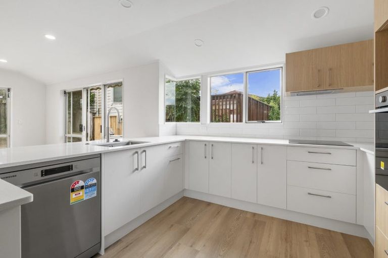 Photo of property in 1/24 Nile Road, Milford, Auckland, 0620