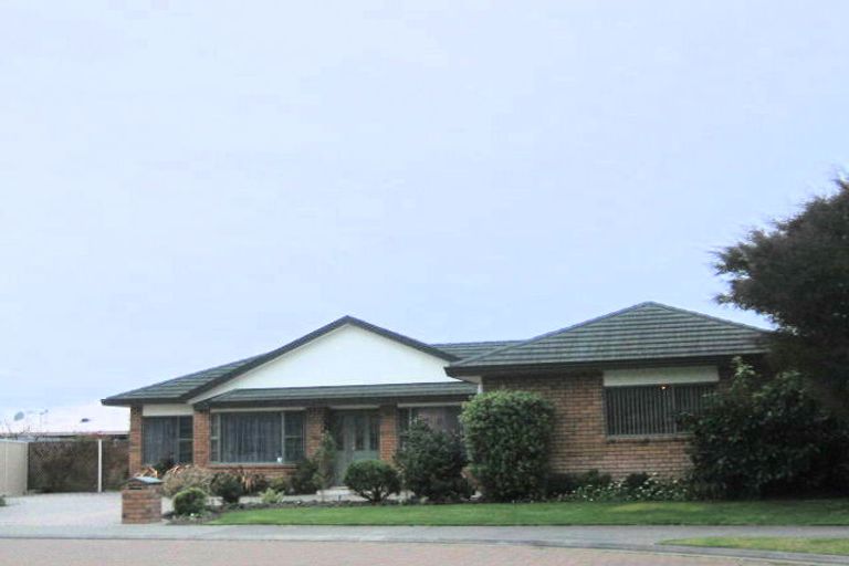 Photo of property in 10 Alderney Way, Taradale, Napier, 4112