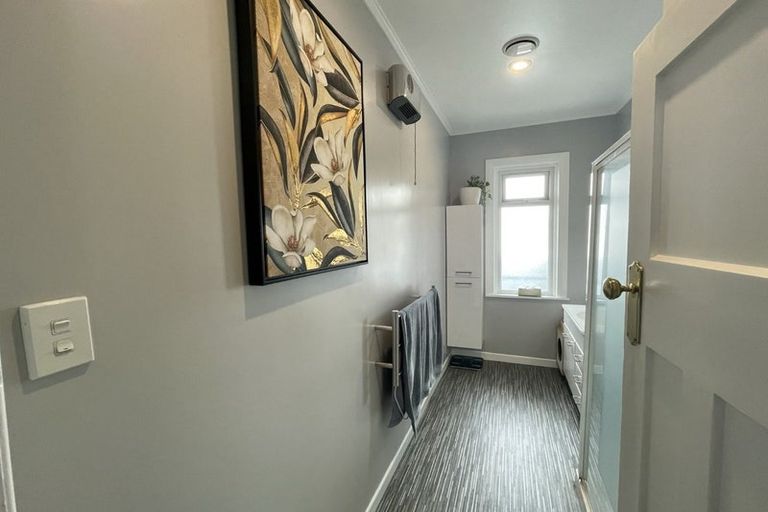 Photo of property in 26 Queens Drive, Kilbirnie, Wellington, 6022