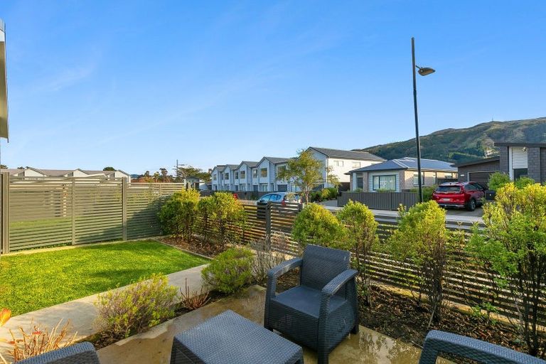 Photo of property in 5 Taiko Place, Kenepuru, Porirua, 5022