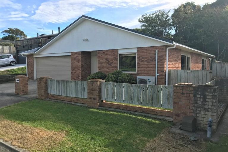 Photo of property in 26 Moulton Street, Moturoa, New Plymouth, 4310