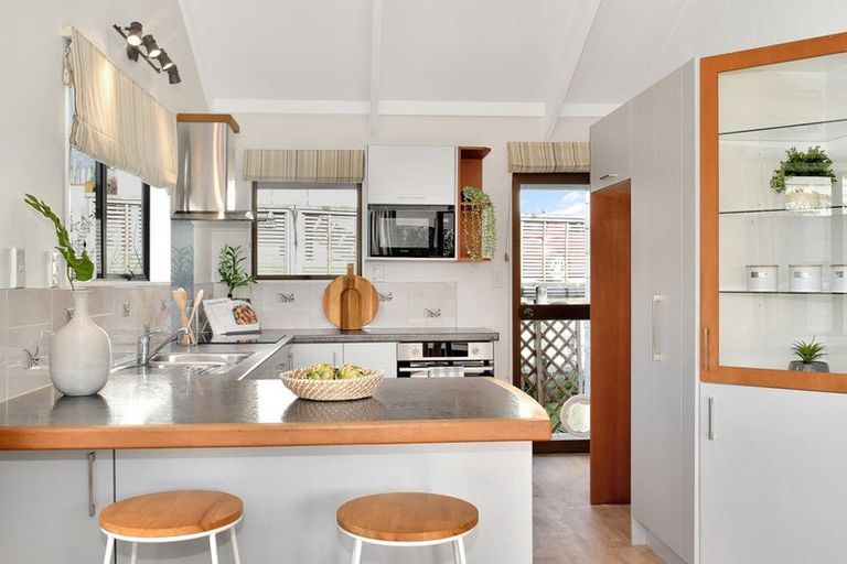 Photo of property in 132 Osprey Drive, Welcome Bay, Tauranga, 3112