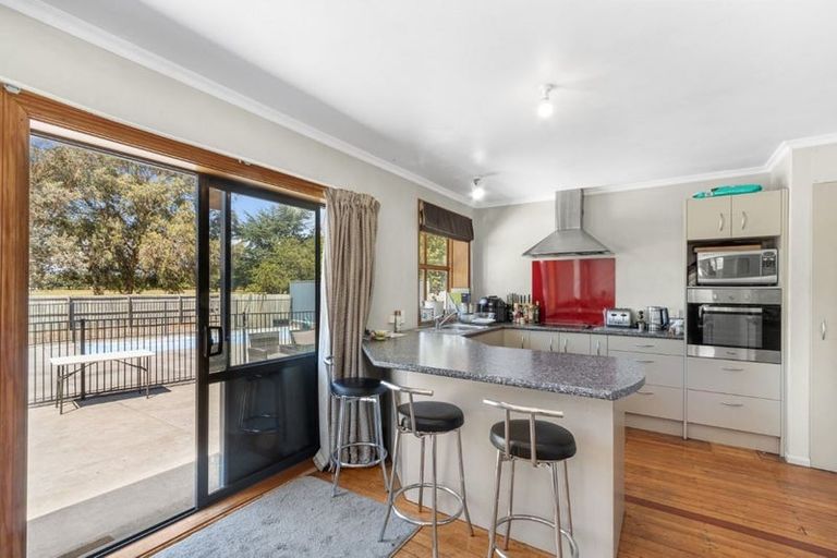 Photo of property in 195 Springs Road, Hornby, Christchurch, 8042