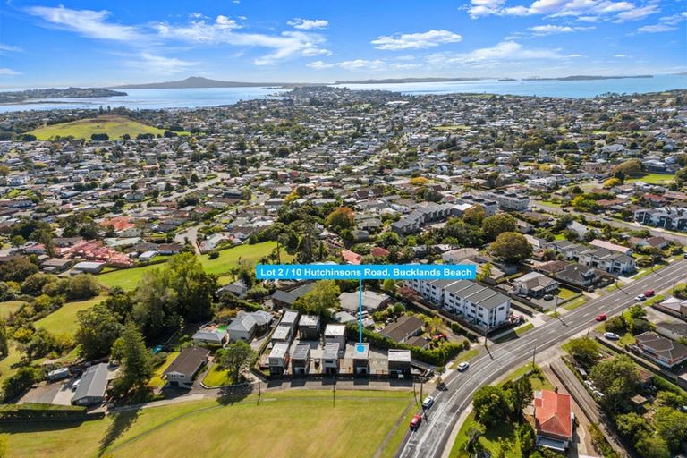 Photo of property in 8/10 Hutchinsons Road, Bucklands Beach, Auckland, 2014