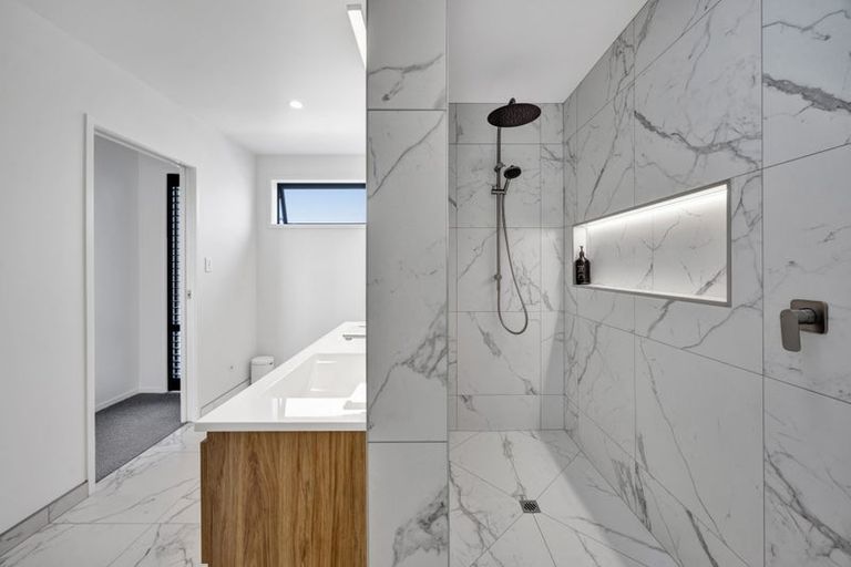 Photo of property in 12 Te Ara O Ngakeiha, Fitzroy, New Plymouth, 4312