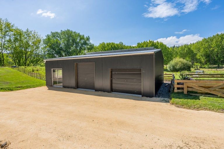 Photo of property in 1914 Kahuranaki Road, Kahuranaki, 4295
