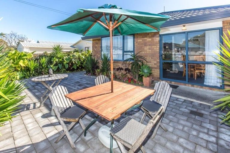 Photo of property in 67a Simpson Road, Papamoa Beach, Papamoa, 3118