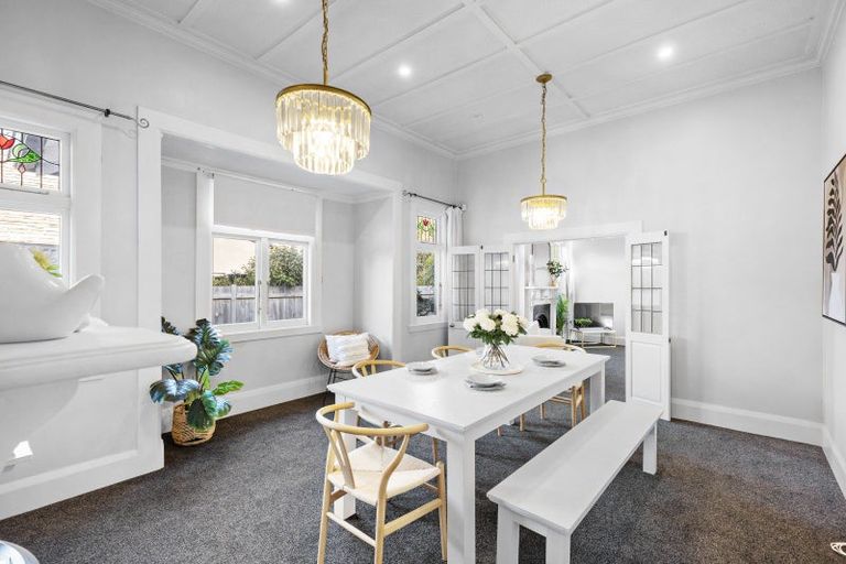 Photo of property in 239 Victoria Avenue, Hokowhitu, Palmerston North, 4410