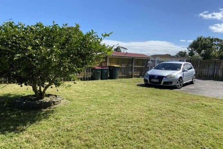 Photo of property in 27 Inverell Avenue, Wiri, Auckland, 2104