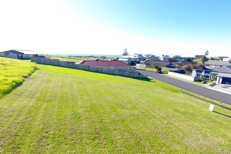Photo of property in 41 Omega Place, Coastlands, Whakatane, 3120