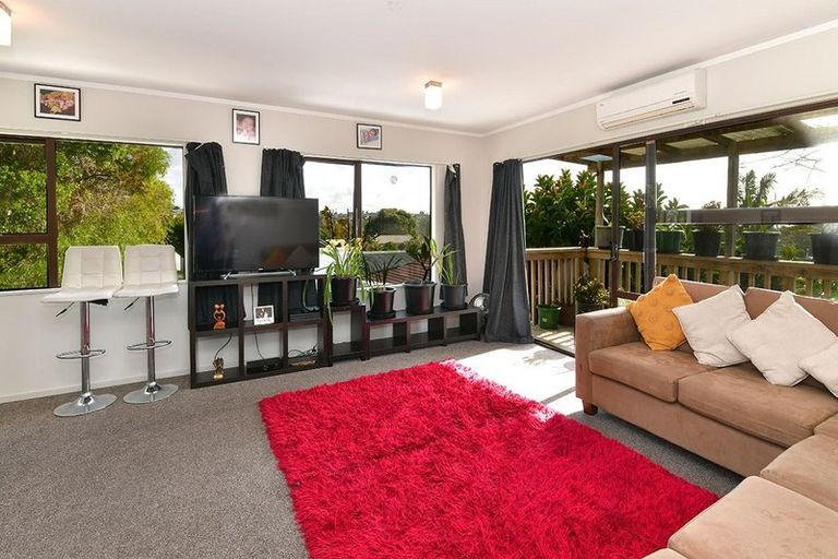 Photo of property in 836 Whangaparaoa Road, Manly, Whangaparaoa, 0930