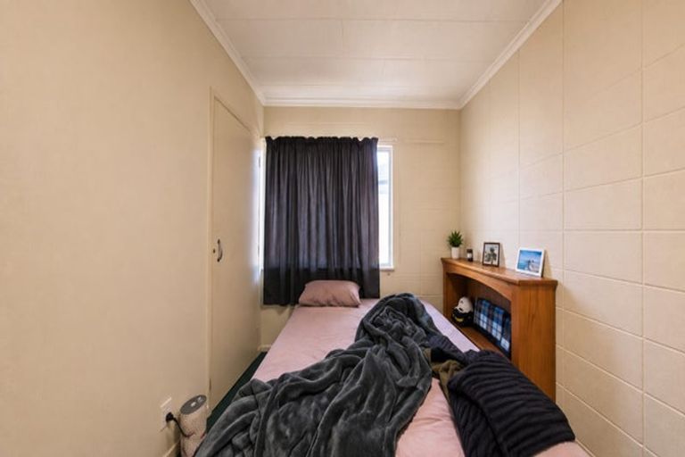 Photo of property in 102 Martin Street, Wallaceville, Upper Hutt, 5018