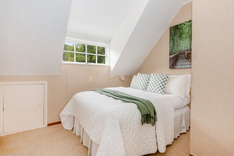 Photo of property in 66 Seddon Street, Waikanae, 5036