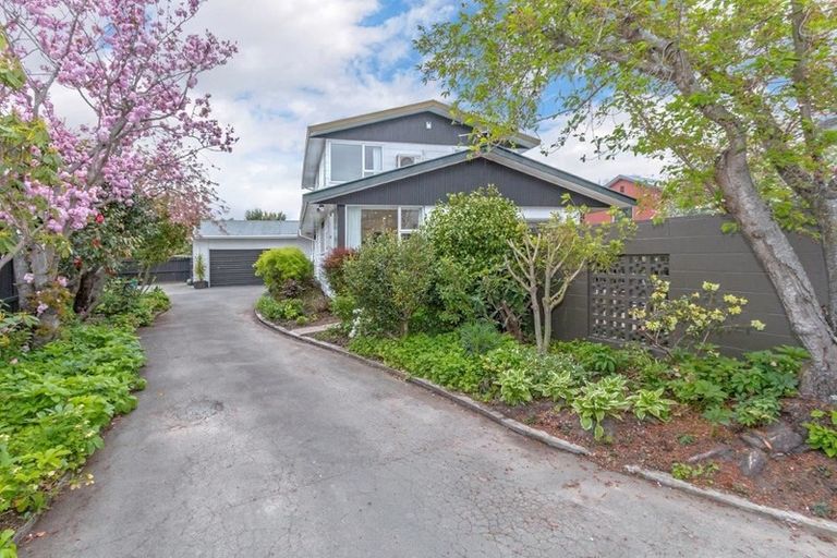 Photo of property in 6a Lynfield Avenue, Ilam, Christchurch, 8041