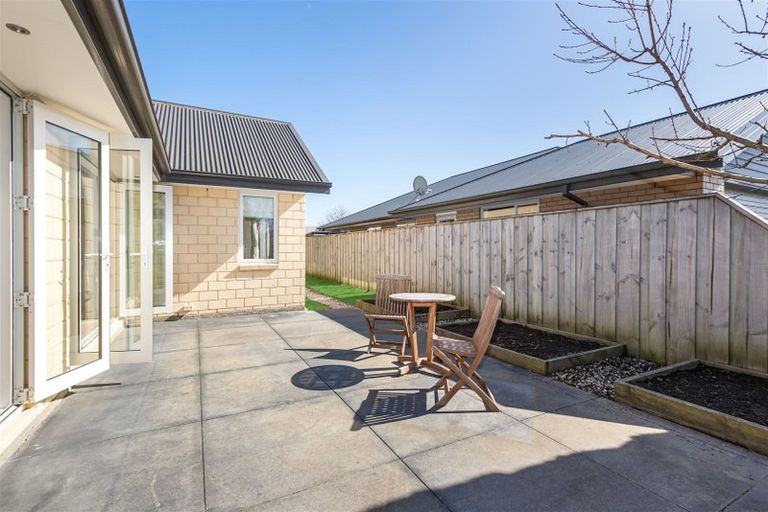 Photo of property in 32 Hakatere Road, Pegasus, 7612