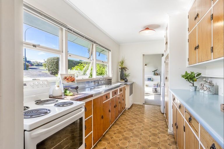 Photo of property in 899 Whangaparaoa Road, Manly, Whangaparaoa, 0930