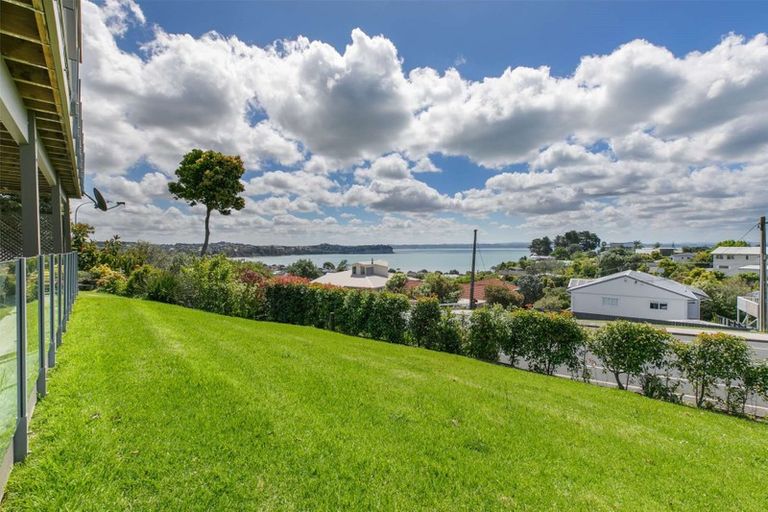 Photo of property in 92a Tiri Road, Manly, Whangaparaoa, 0930